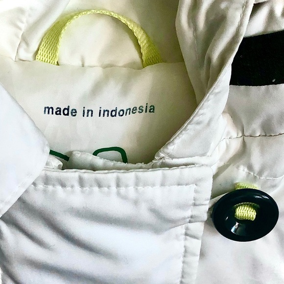 ⭐️VTG⭐️ GAP puffy Down Vest w/ hood - Picture 13 of 17